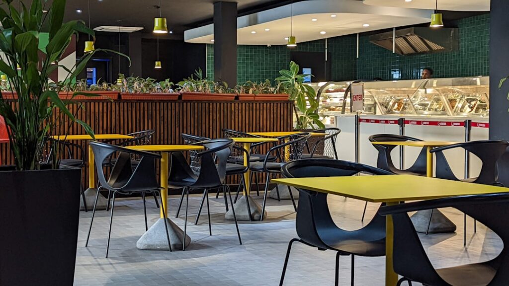 Top Kid-Friendly Restaurants for Family Dining